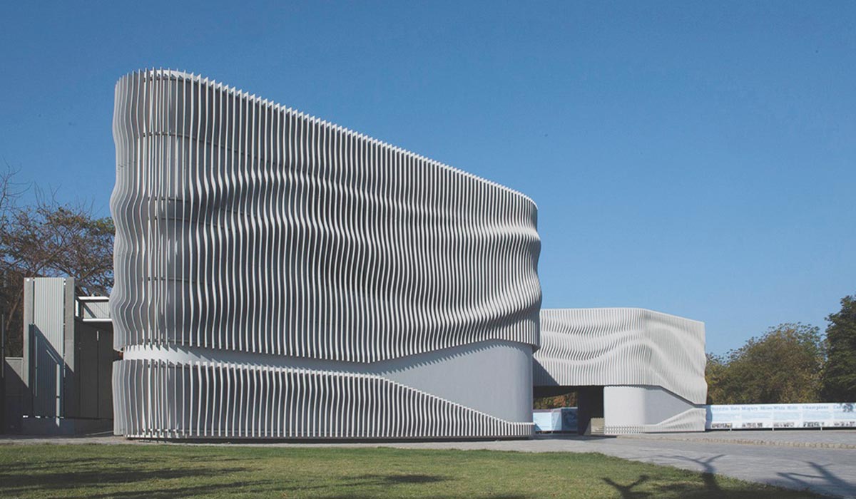 Folding Skins Architecture