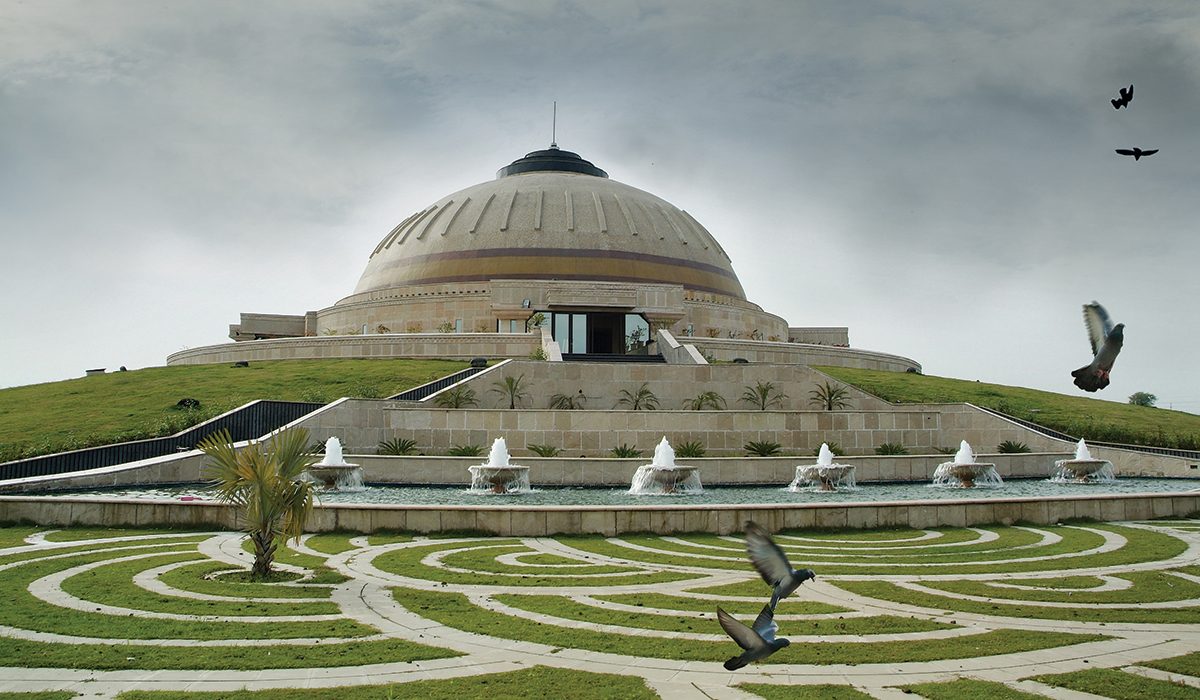 Sustainable buildings incorporate features