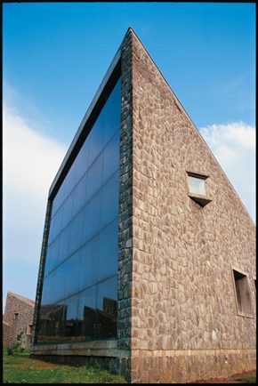Mahindra United World Collge Pune