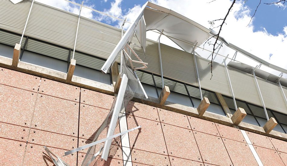 structural failure of facade