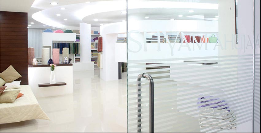 Glass Fittings for Transparent Architecture