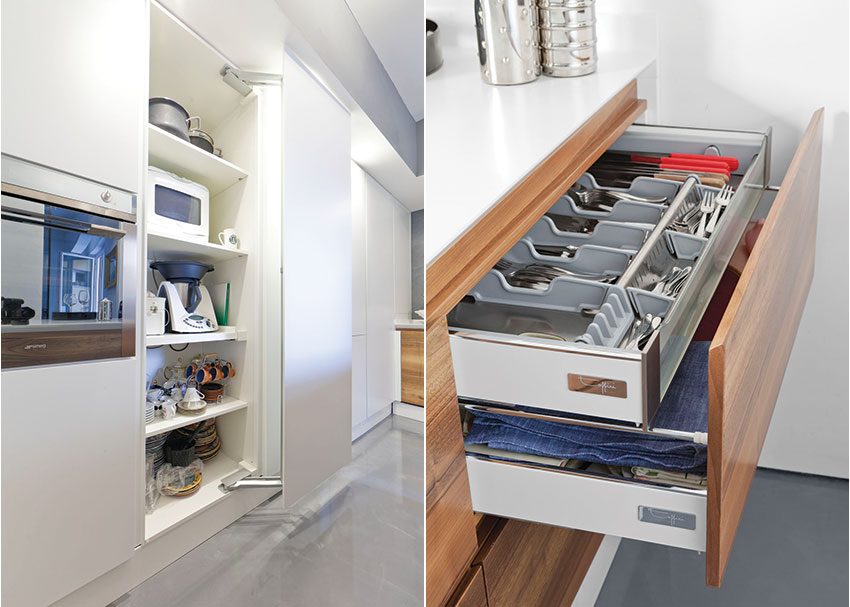 Wood Framed Modern Design Kitchen