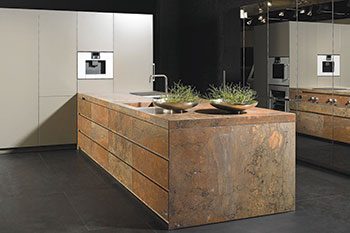 Eggersmann’s UNIQUE kitchen by Plüsch