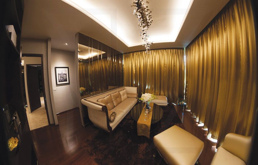 Gateway Tower Drawing Room