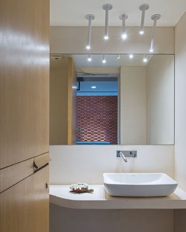 Powder room