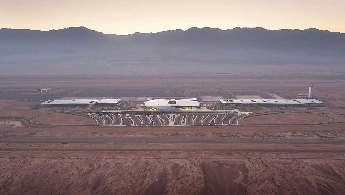 HuftonandCrow RAMON Airport