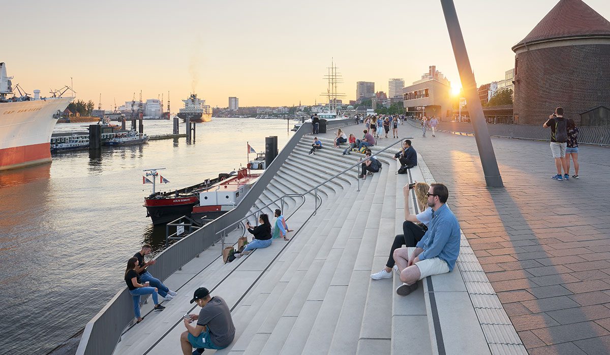Hamburg River Promenade