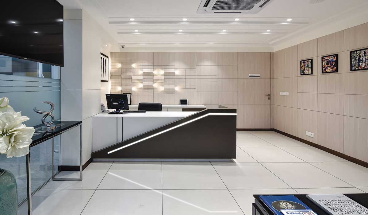 Aakash corporate office by Conarch Architects