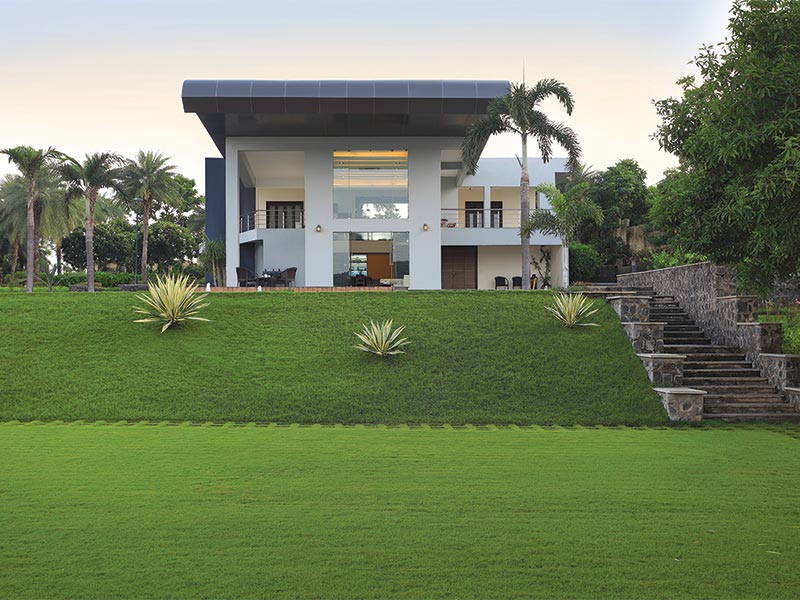 The Glass Manor 