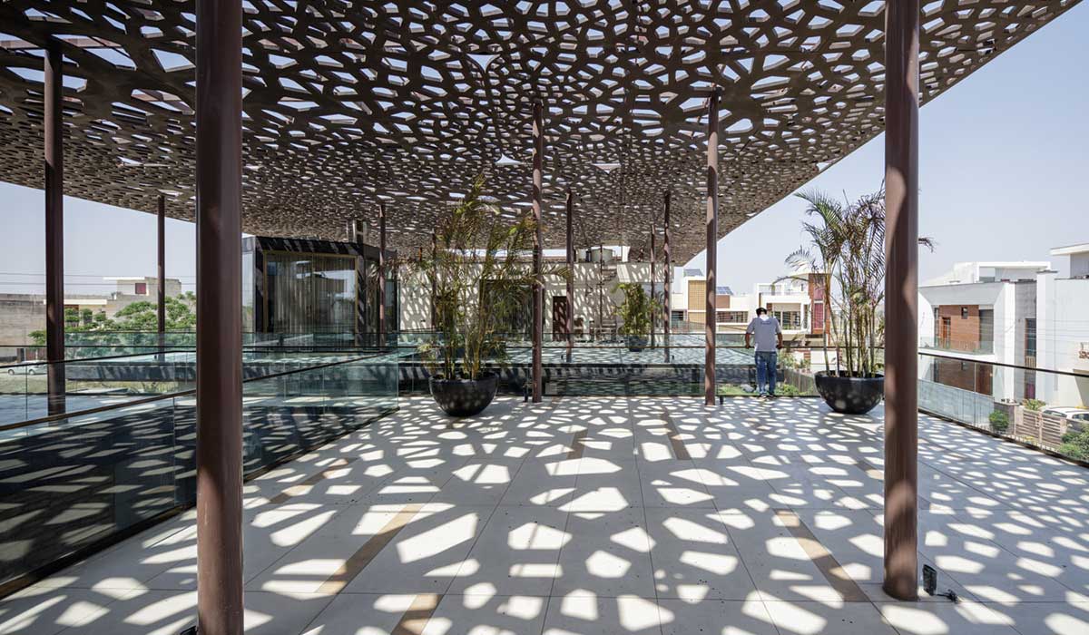 The House Under Shadows Designed by ZED Lab