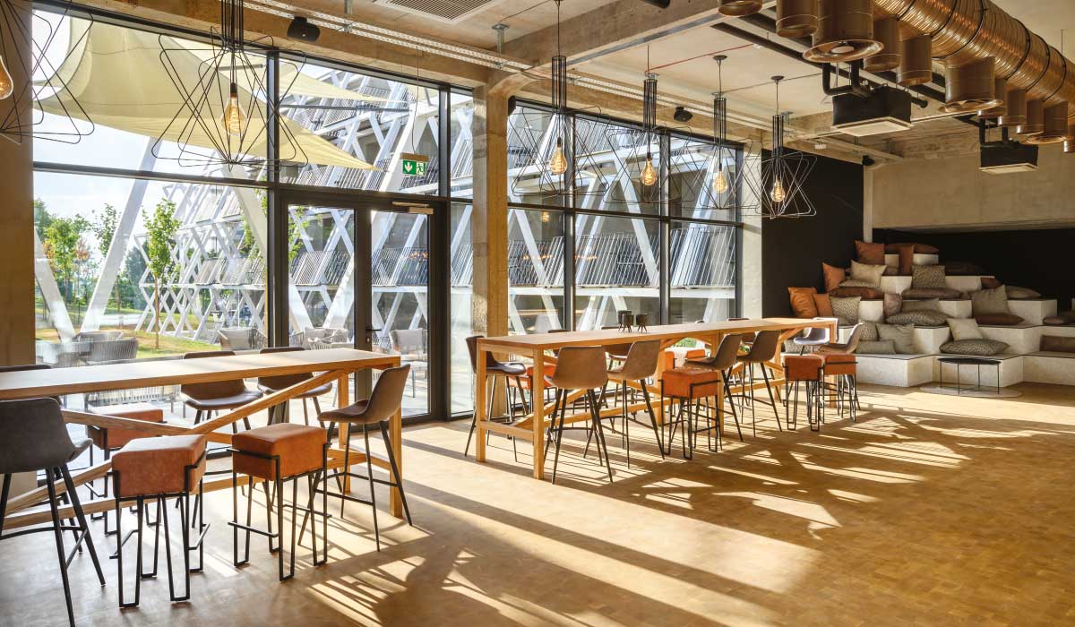 Designed by Enota, Hotel Maestoso