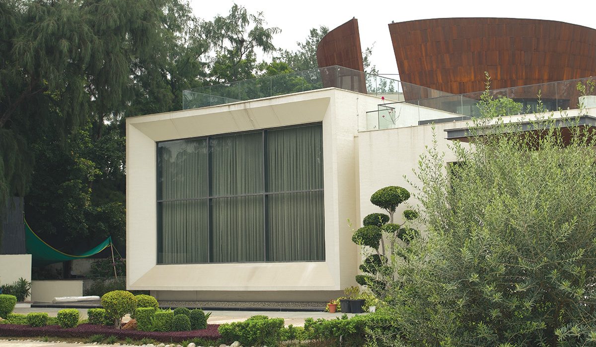 Dichotomous House the house capture the landscape both inside and out