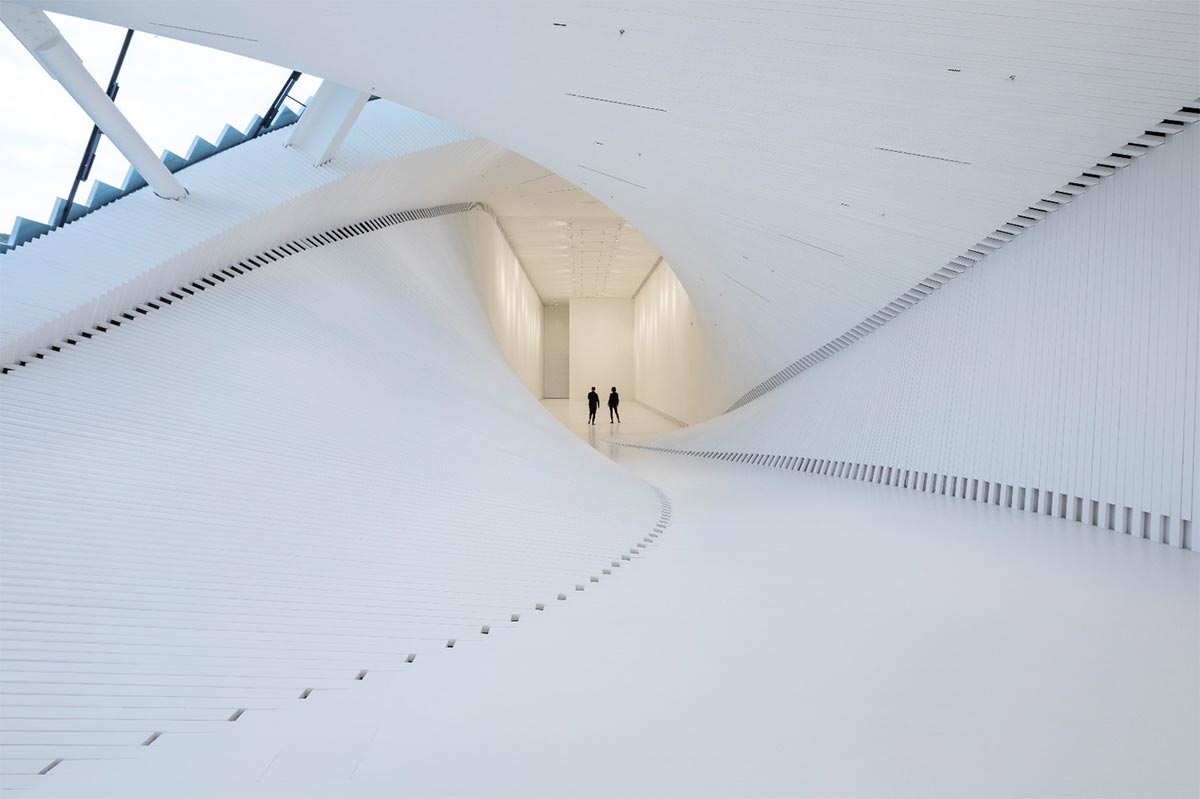 Twist Bridge Inside