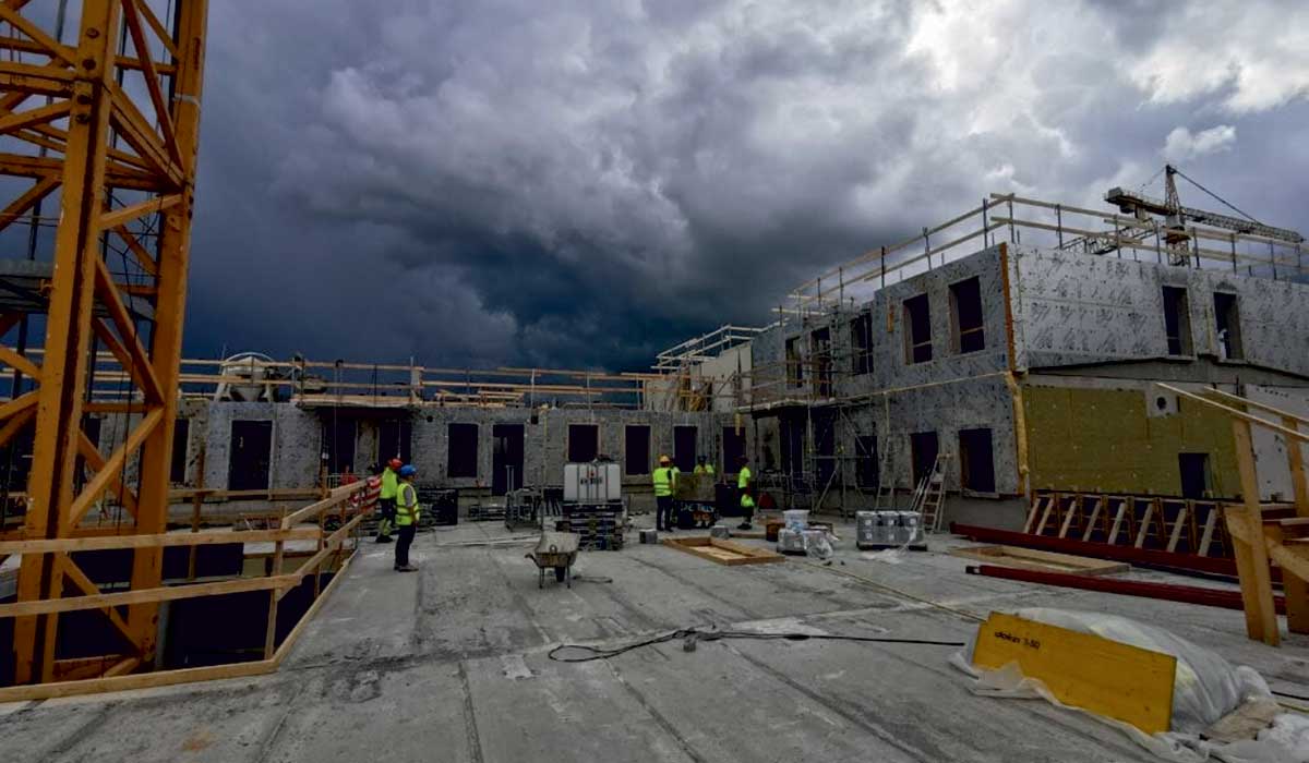 the applications and advantages of precast concrete technology in high-rise construction