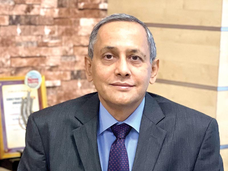 Riten Choudhury, MD, Tata BlueScope Steel, receives Business Leader of the Year award