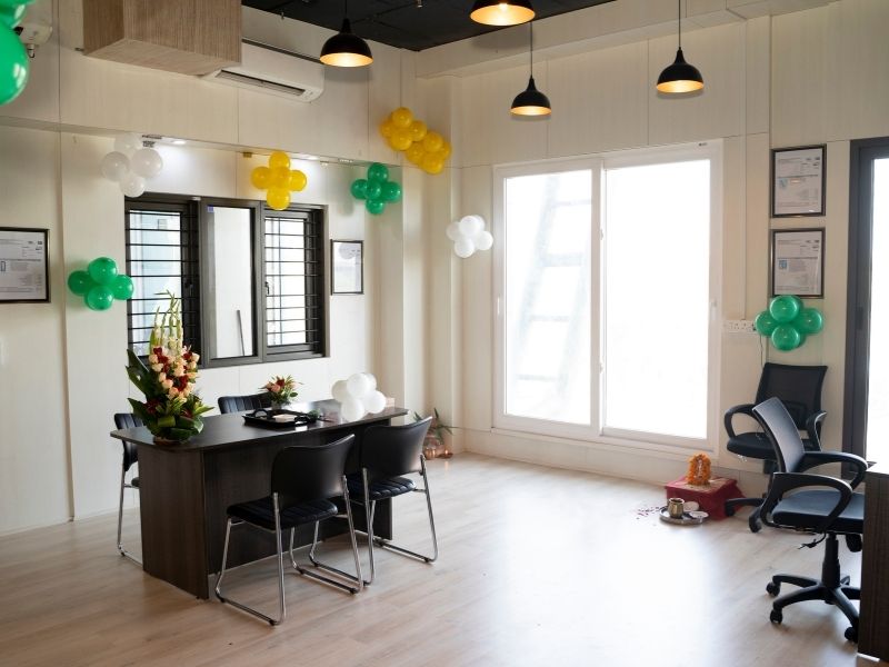 Lingel windows showroom in jaipur