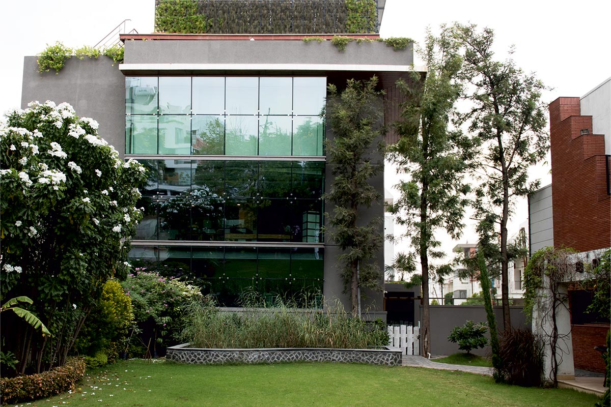 Manish Kumat Design Cell