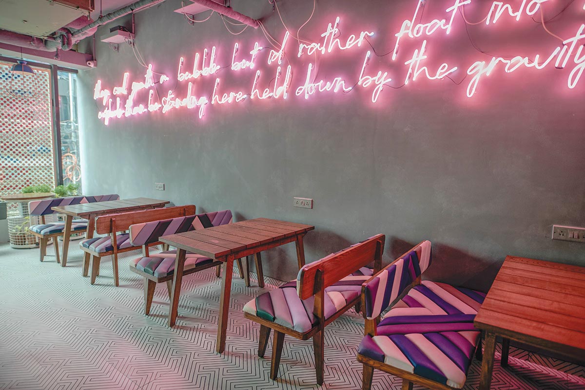 Hoppipola Kolkata Neon Light