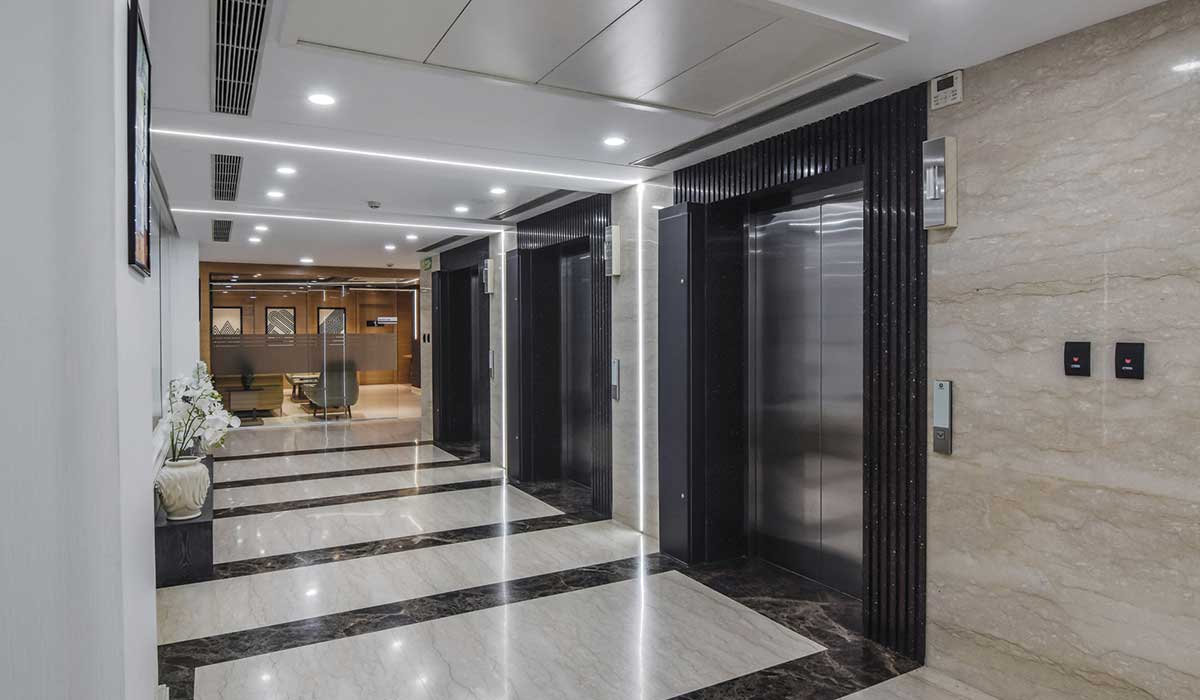 Aakash corporate office by Conarch Architects