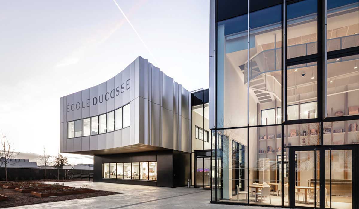 Arte Charpentier Architectes design a new training center