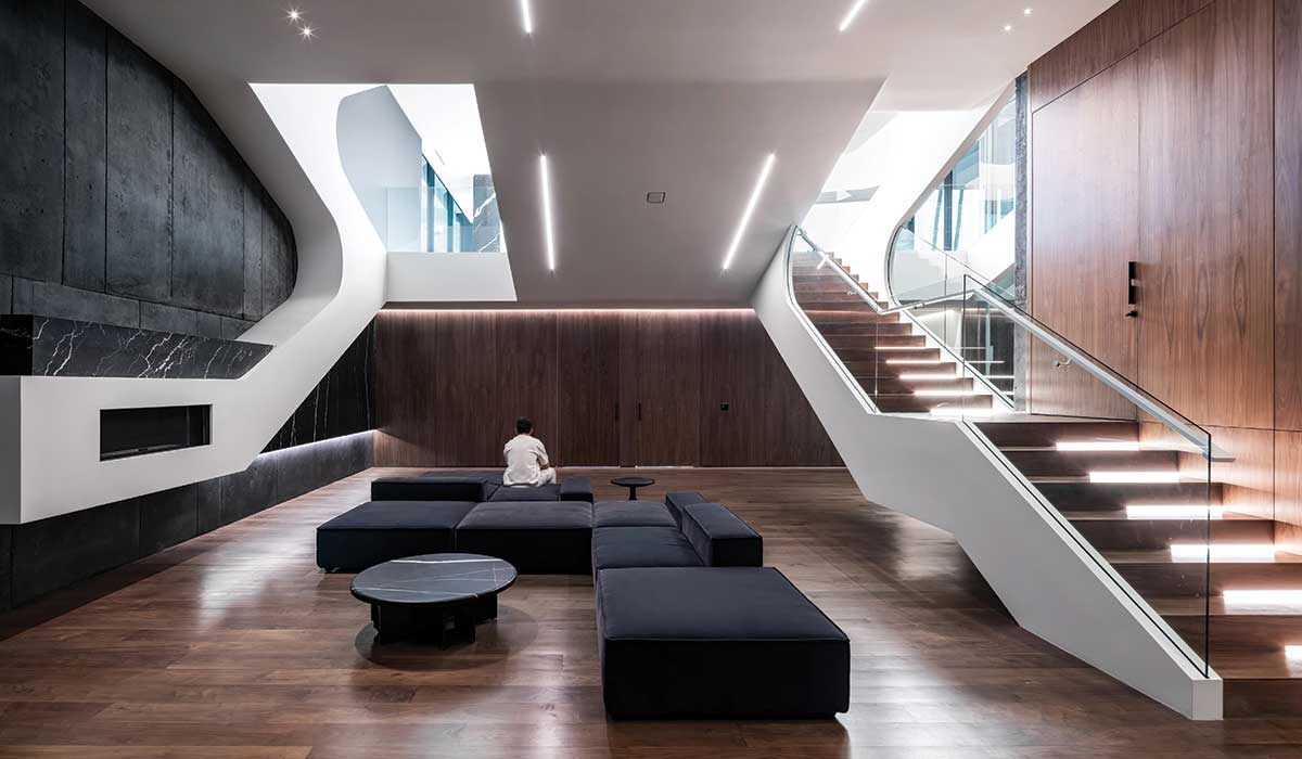 The dynamic building on top of a buried podium replicates the natural topography