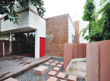 Taurian Guest House, Gurgaon
