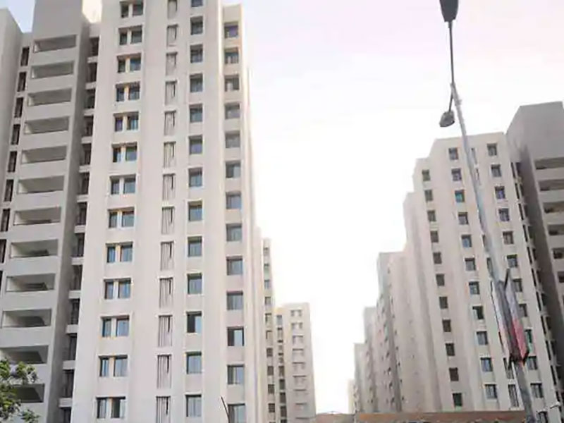PM Modi Inaugurates 184 Eco-Friendly MP Flats in Delhi; Highlights Green Technology & Inclusive Design